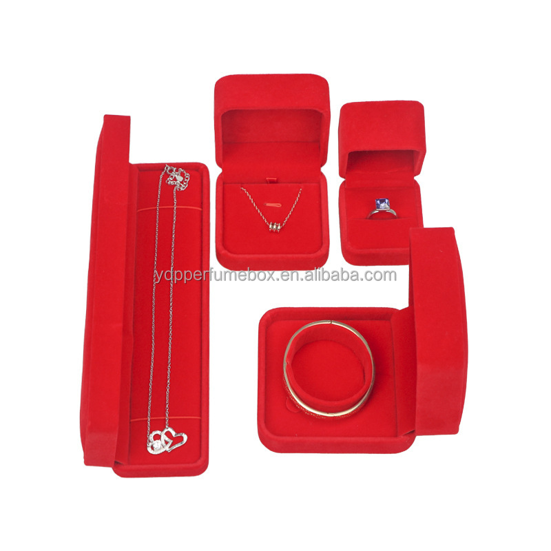 Customised Plain Eco Friendly Personalised Fancy Red Mini and Large Plastic Velvet Soft Jewellery Box Packaging Case